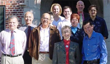 Bola�os con la secci�n de espa�ol en la facultad 2006